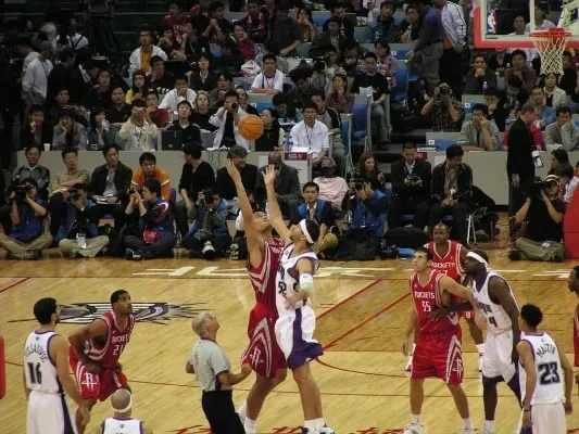 中防守内线 中防守内线