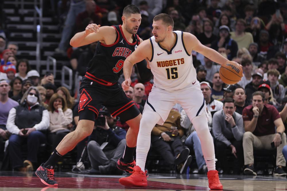 使他成为利 使他成为利